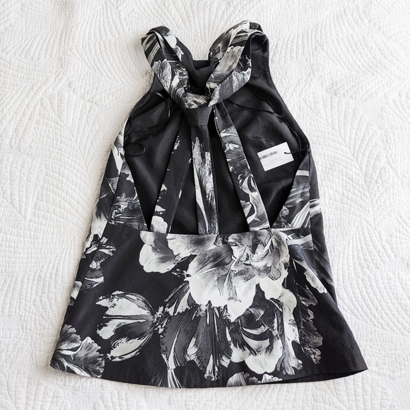 NWT - Keepsake floral open back knot cami - Picture 3 of 4